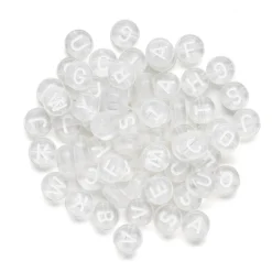 Panduro Jewellery 130 genomskinliga bokstavspärlor A-Z med vita bokstäver, Ø7 mm