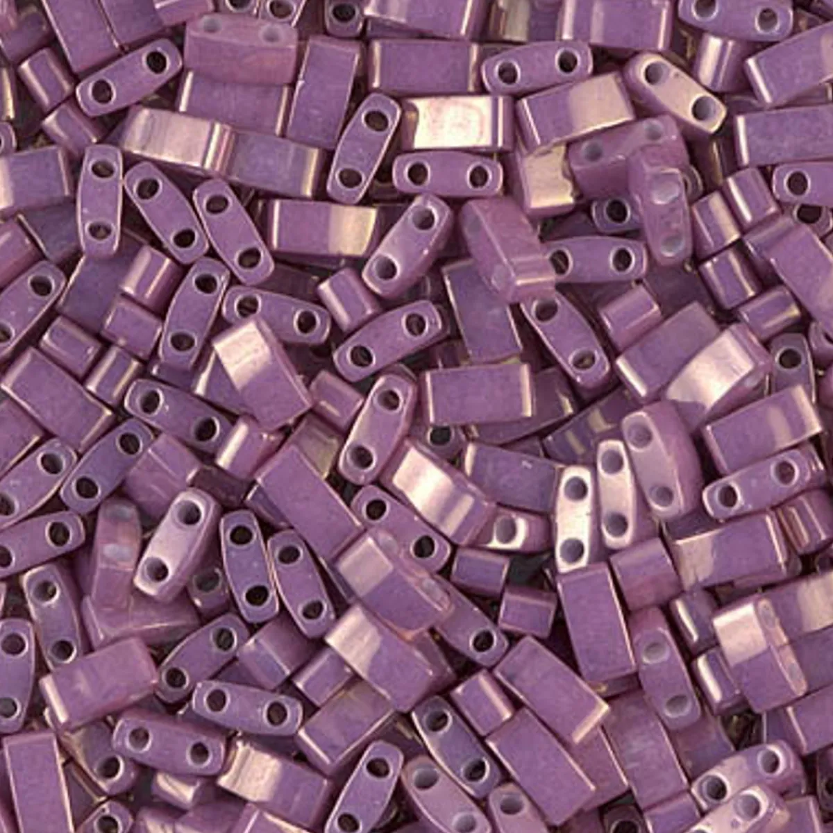 MIYUKI Half Tila lila lyst 5g – HTL1867 Opaque Dark Orchid Luster | Glaspärlor