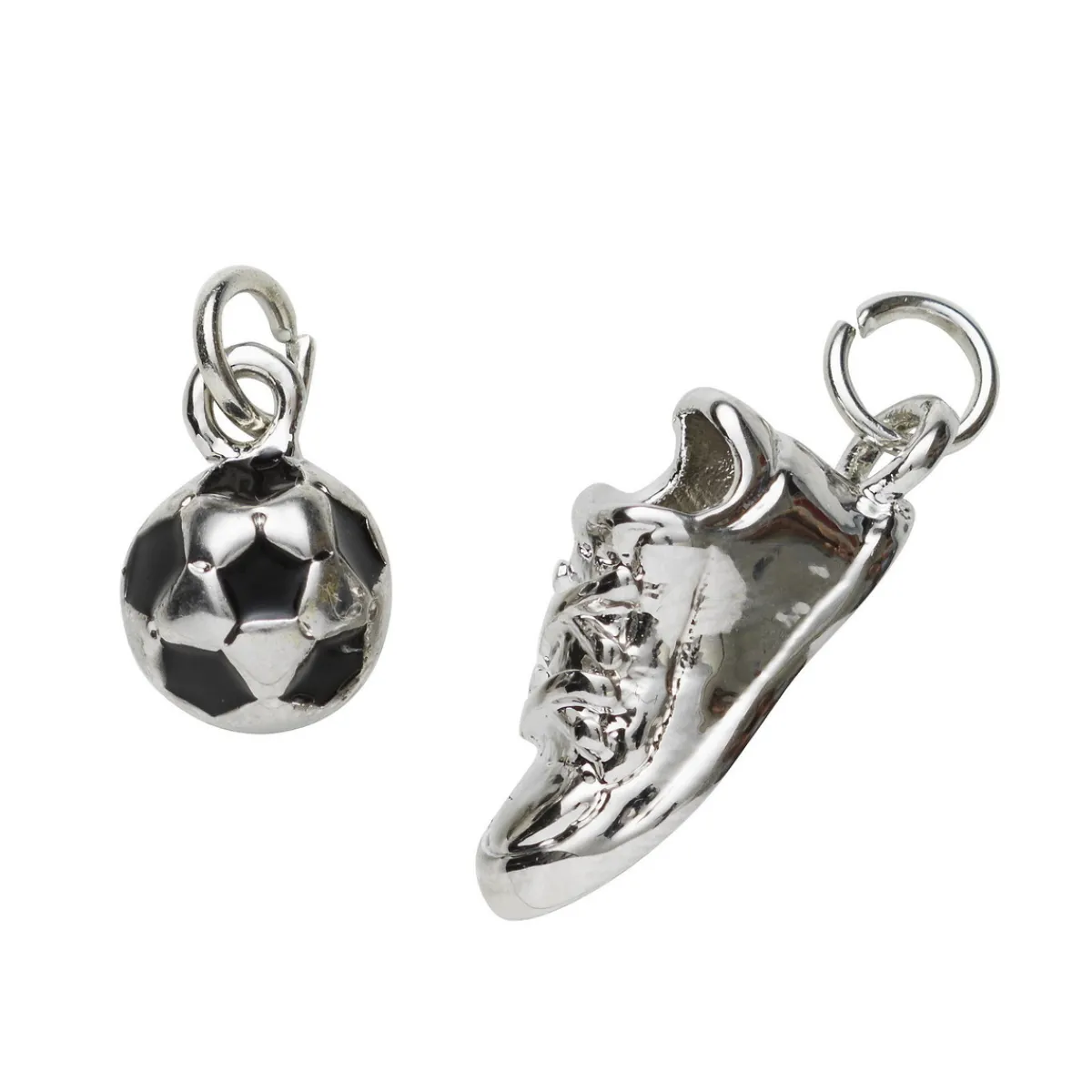 Panduro Jewellery 2 silverfärgade hängen charms fotboll Ø7,5 mm, sko 15,5×8×4,6 mm