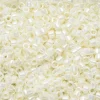 TOHO Beads Japan TOHO-pärlor 11/0 – offwhite lyster, 122 Opaque lustered white